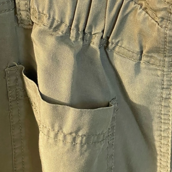 Womens Cest 1946 elastic waist pants. Army Green Belt Loops Small (C-19) - Picture 8 of 9